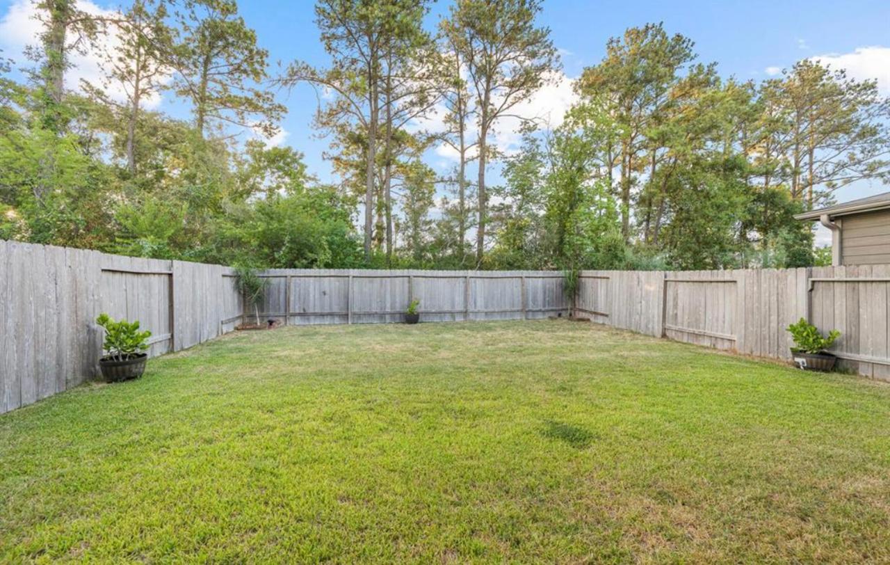 N-E-G House - Near David Wayne Hooks Airport Villa Houston Exterior photo