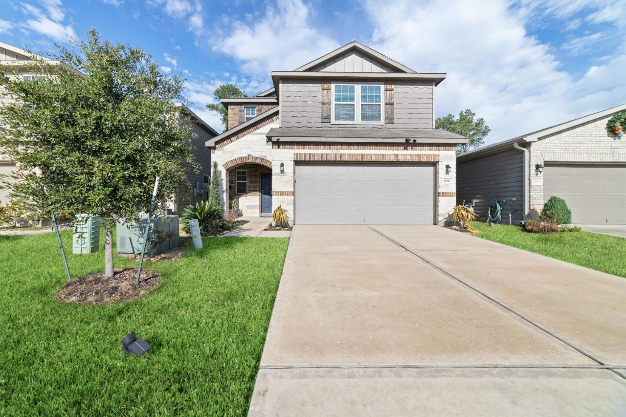 N-E-G House - Near David Wayne Hooks Airport Villa Houston Exterior photo